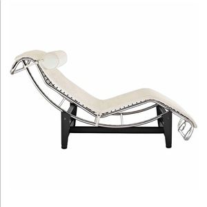 Le Corbusier inspired chaise lounge -white leather